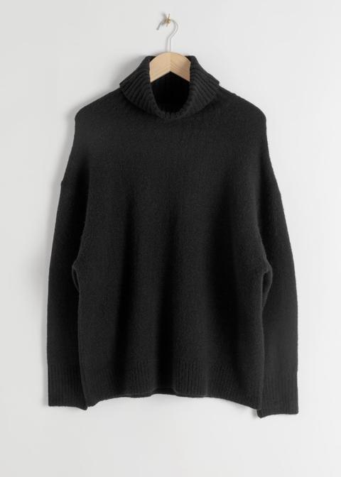 Slouchy Oversized Turtleneck Sweater - Black