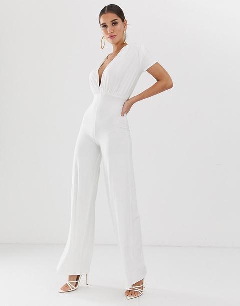 Koco \u0026 K - Tuta Jumpsuit Morbida Con Fondo Ampio E Ruches Bianca - Bianco  from ASOS on 21 Buttons