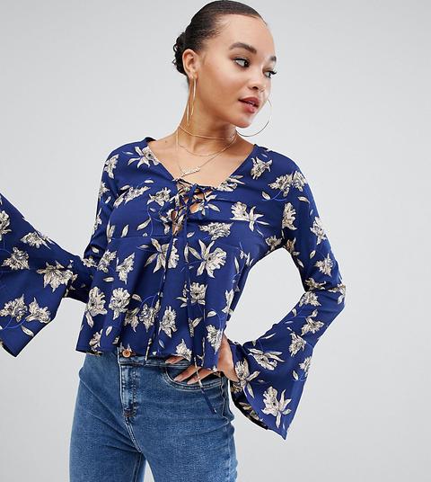 Boohoo - Blusa A Fiori Con Maniche Svasate - Blu