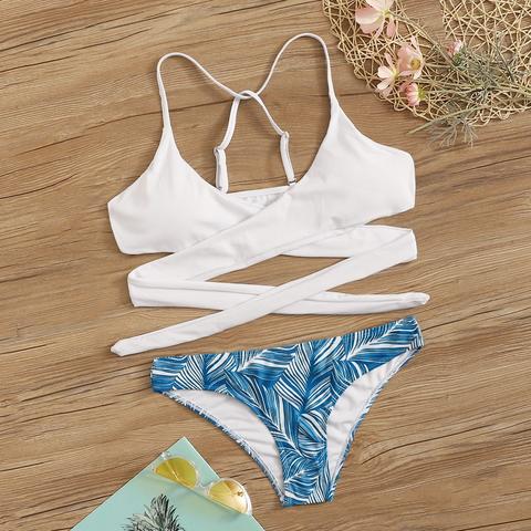 Conjunto De Bikini Con Estampado Tropical