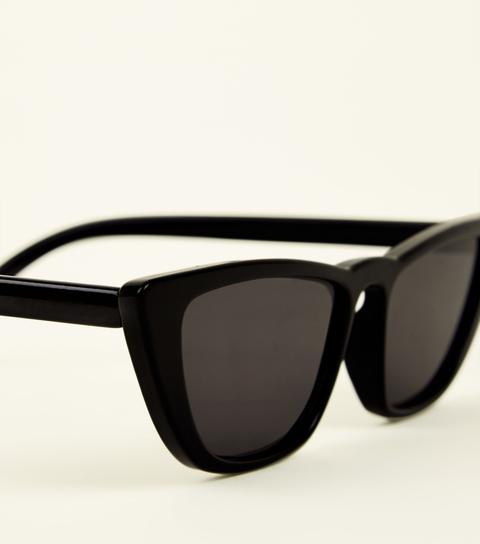Black Cat Eye Small Sunglasses New Look
