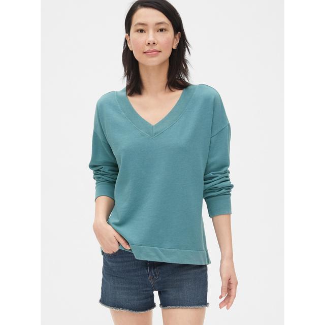 gap v neck sweatshirt