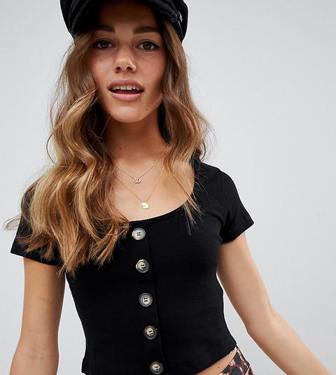 Top De Canalé Con Cuello Redondo Y Botones De Asos Design Petite