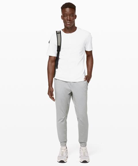 Intent Jogger from Lululemon on 21 Buttons