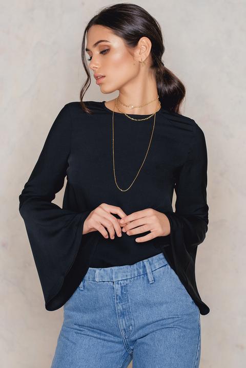 Plain Trumpet Sleeve Blouse Black