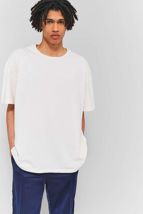 Uo White Drop Shoulder Short-sleeve T-shirt