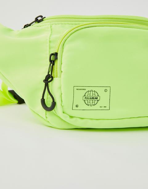 Marsupio Fluo Con Doppia Tasca from Pull and Bear on 21 Buttons