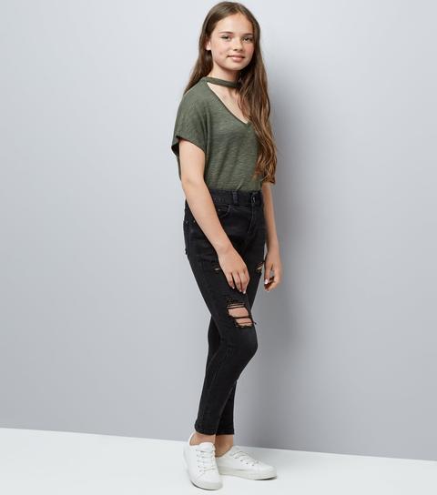 Teens Black Ripped Jeans Look from NEW LOOK on Buttons
