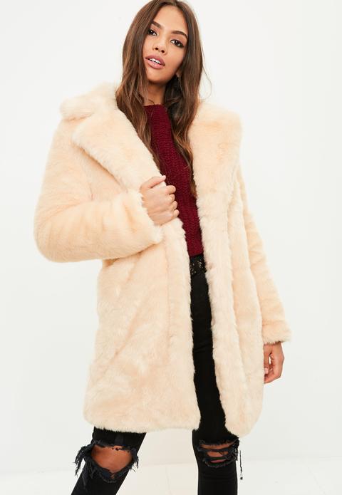 Fake Fur Mantel Mit Kragen In Ecru From Missguided On 21 Buttons