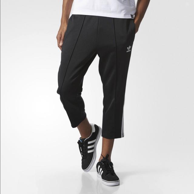 adidas relaxed cropped pants