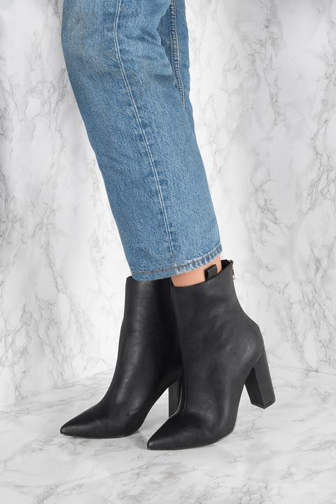 High Loop Boots Black