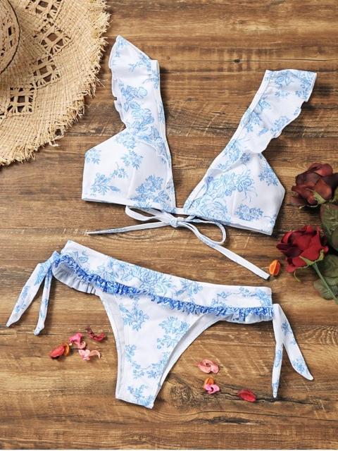 Bikini Con Volados Florales Pequeños Y Corte Bajo