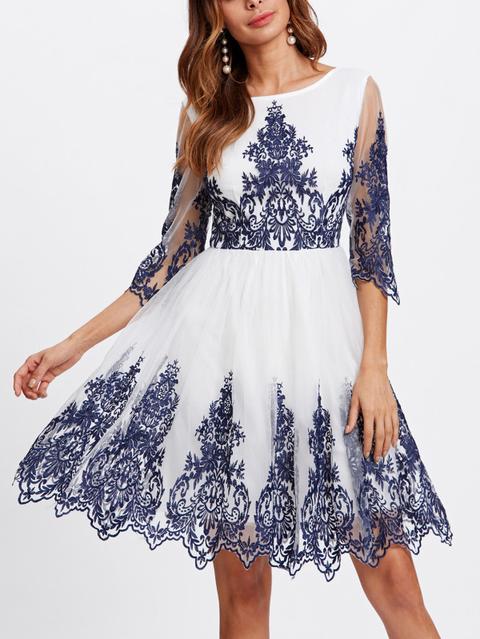 Vestido De Malla Con Bordado