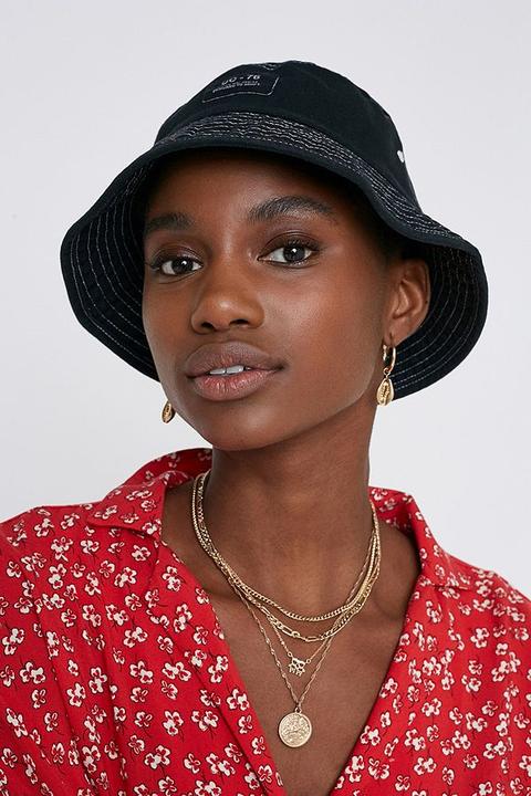 uo utility bucket hat