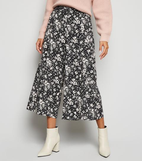 Black Ditsy Floral Crop Trousers New Look