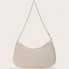 Bolso Baguette Con Cadena Minimalista