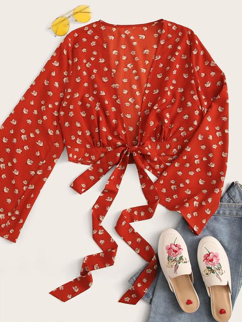 Blusa Con Estampado Floral Bajo Con Lazo