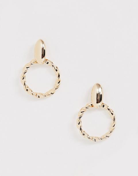 Asos Design – Goldfarbene Ohrringe Mit Verdrehter, Offener Kreisform