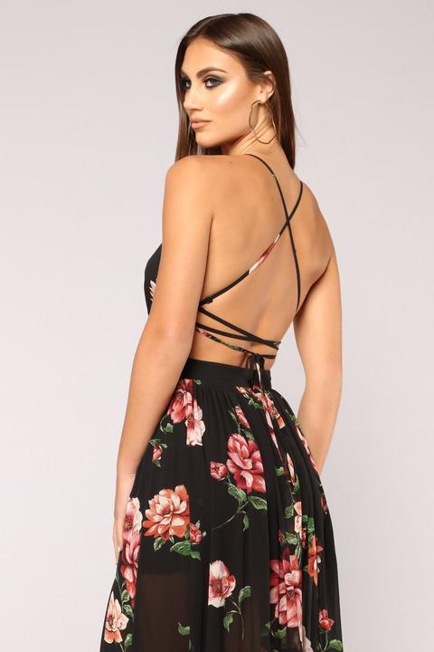 Fashion nova hotsell skater dress