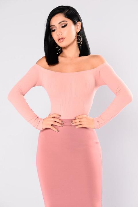 Overdrive Off Shoulder Top - Mauve