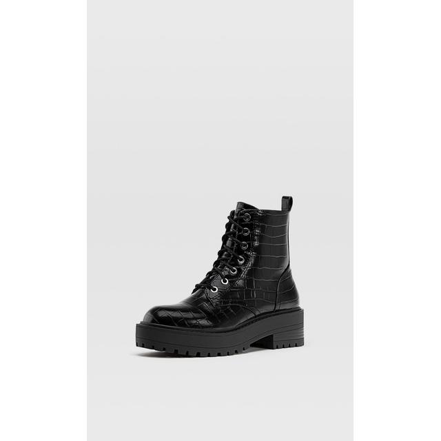 stradivarius biker boots