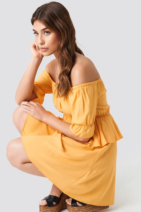 Debiflue X Na-kd Off Shoulder Frill Short Dress - Yellow