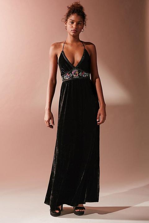 Uo Black Dahlia Embroidered Velvet Maxi Dress