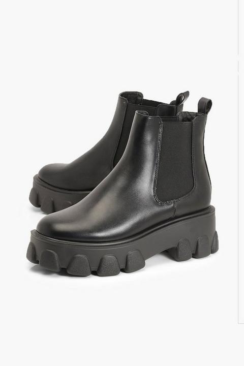 chelsea boots with platform