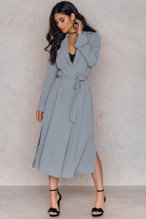 Trenchcoat With Side Slit