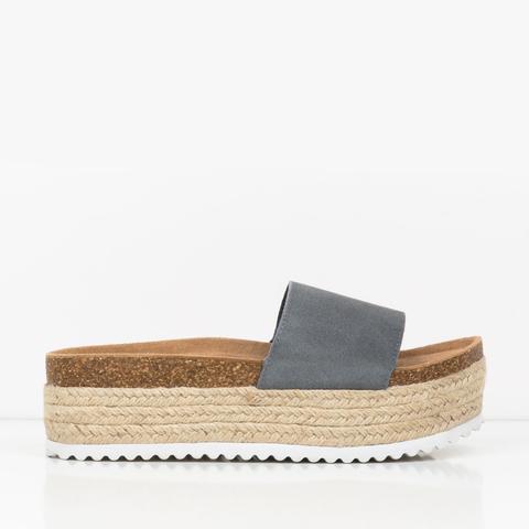 Gaia Gretel Grey