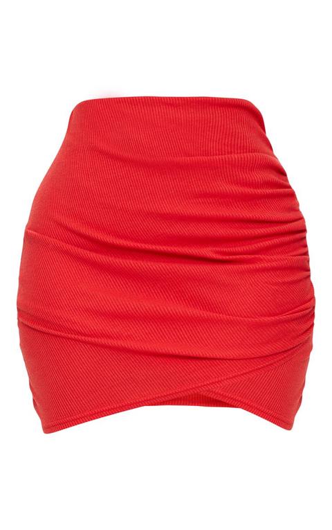 red bodycon skirt