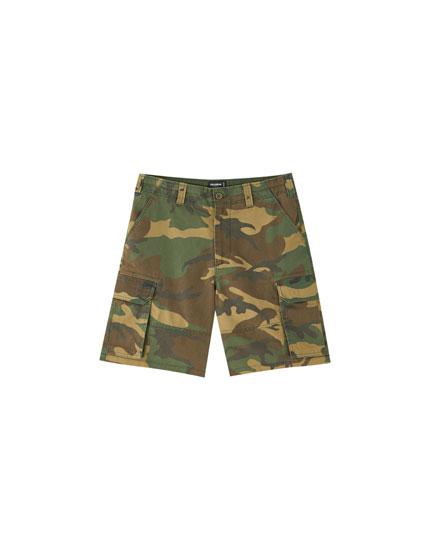 Bermuda Cargo Camuflaje Verde