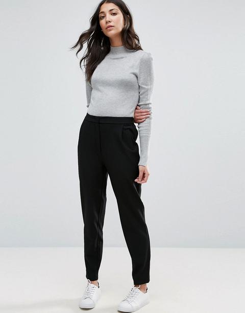 Pantalón De Pinzas De Vero Moda