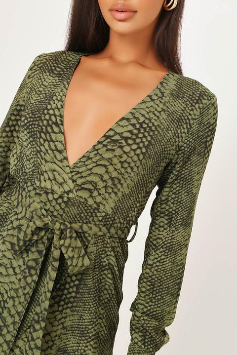 Green snake print deals tie waist dress