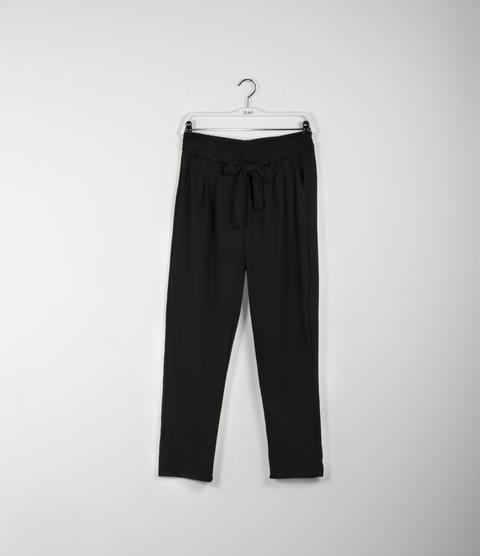Pantaloni Morbidi Con Cavallo Basso from Zuiki on 21 Buttons