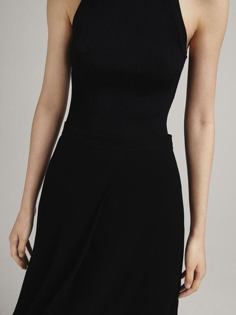 Falda Midi Negra Lisa