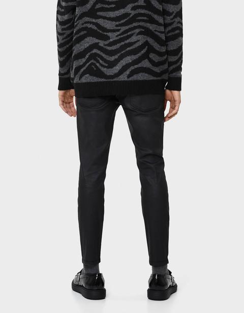 Jeans Skinny Fit Efecto Encerado from Bershka on 21 Buttons