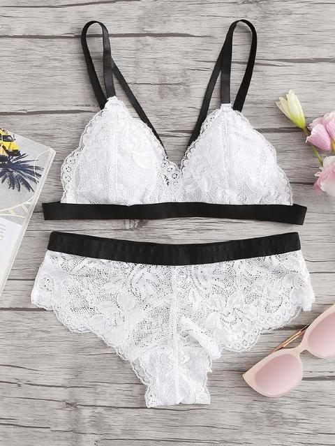 Set Di Lingerie In Pizzo A Contrasto