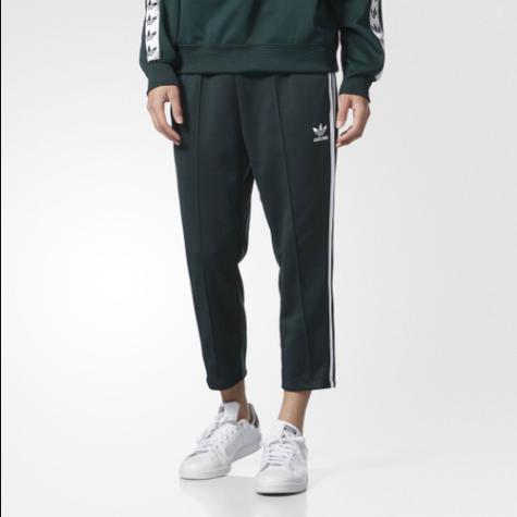 sst relaxed cropped track pants