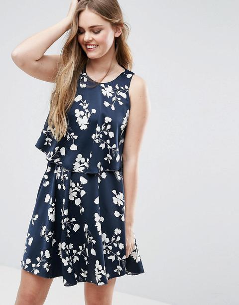 Vestido Con Bajo Asimétrico Y Estampado Floral De Vila