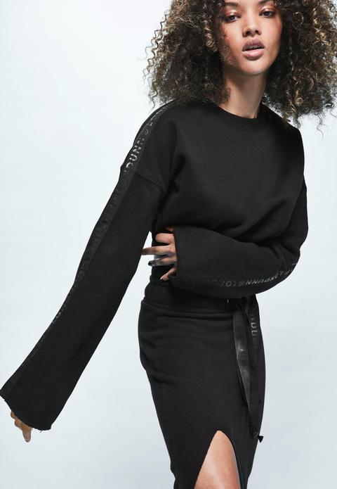 Londunn + Missguided Black Cropped Fleeceback Sweatshirt