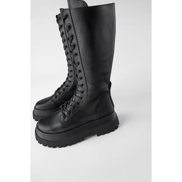 Bota Plana Piel Suela Track from Zara on 21 Buttons