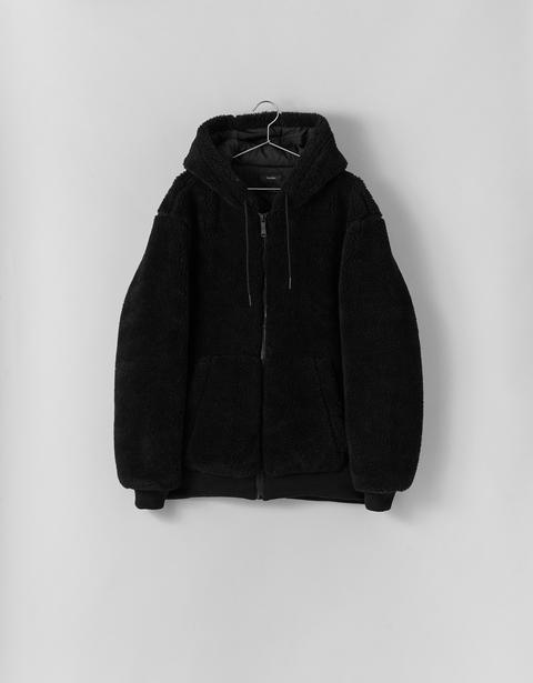 Chaqueta De Borreguillo Con Capucha