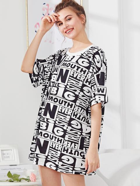 Vestido Con Estampado De Letras
