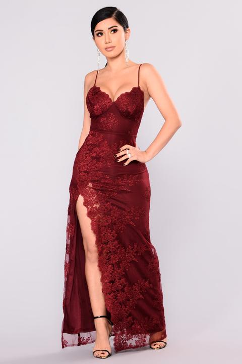 A Night In Tokyo Lace Dress - Burgundy