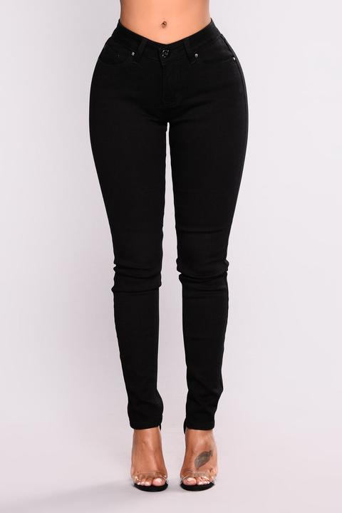Carry On Skinny Jeans - Black from Fashion Nova on 21 Buttons