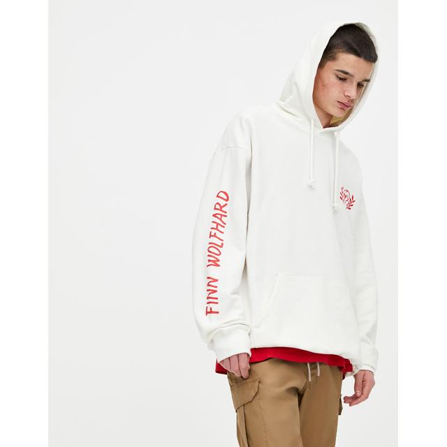 Finn wolfhard pull and bear cheap sweatshirt