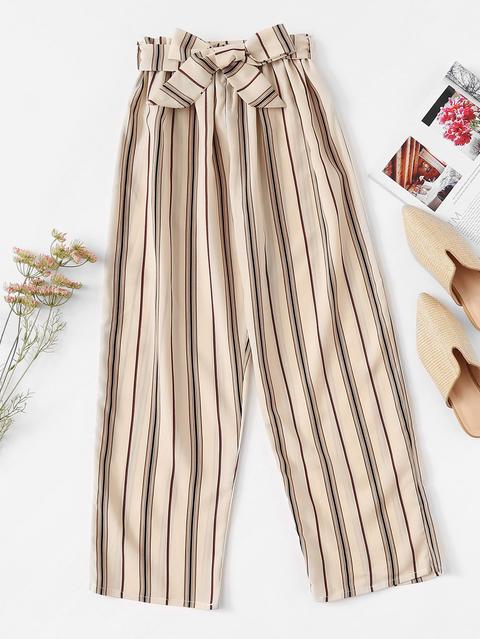 Hose Mit Selbstbindung Um Die Taille Und Streifen