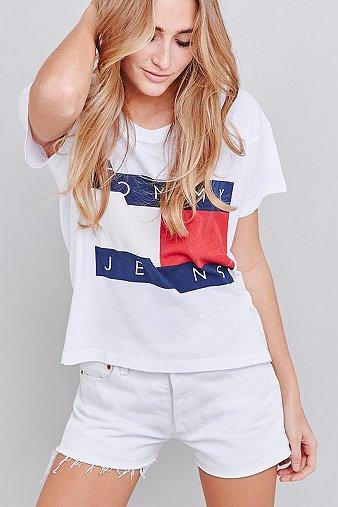 Uo Exclusive Tommy Jeans Cropped Square 