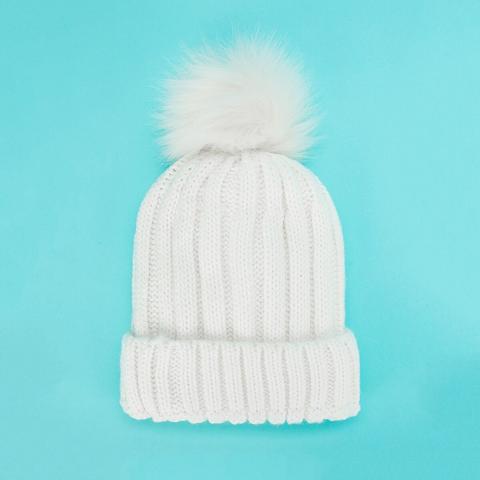 Gorro Con Diseño De Pompón